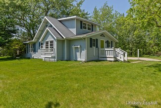 294 Quarterline Rd, Holland, MI 49423