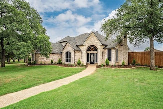 416 Bronco Cir, Denton, TX 76208