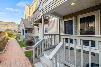 58 Glenrock, Norwalk, CT 06850