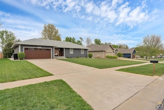 7442 SW Cannock Chase Rd, Topeka, KS 66614