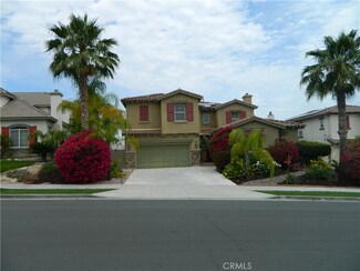 43 Via de la Valle, Lake Elsinore, CA 92532