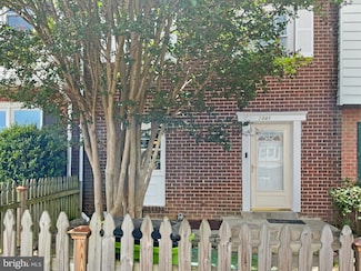 2341 Mcclellan Ct, Dumfries, VA 22026