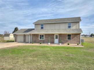 211 Clearview Dr, Amber, OK 73004