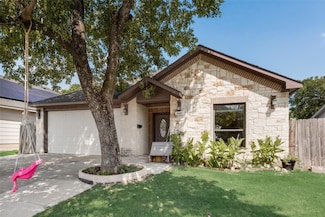 2427 Frank Henderson Jr Dr, Dallas, TX 75216