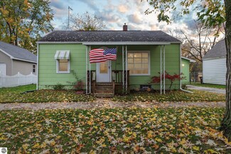 608 N River Ave, Alma, MI 48801