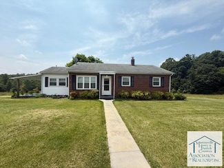 5538 Henry Rd, Henry, VA 24102