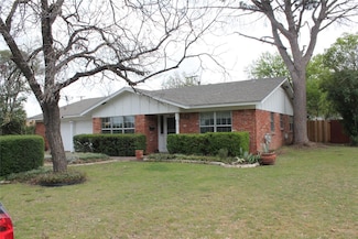4605 Avoca St, Fort Worth, TX 76132