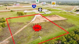 000 Memory Ln, Neosho, MO 64850