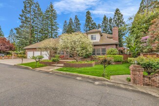 2220 Garfield Ave, Carmichael, CA 95608