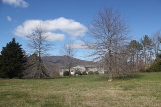2078 Cedar Gate Rd, Madison Heights, VA 24572