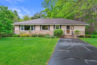 3594 Sunset Dr N, Stevens Point, WI 54482
