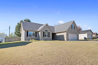 1820 Chickadee Dr, Webb City, MO 64870
