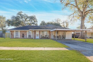 134 Lucas Cir, Lafayette, LA 70508