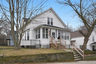 336 Sweet St NE, Grand Rapids, MI 49505