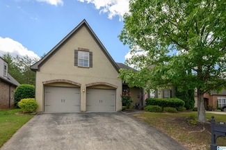 221 Kenniston Dale, Pelham, AL 35124