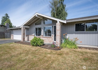 9610 Belmont Dr, Everett, WA 98208