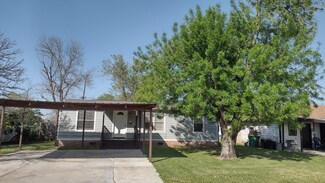 2000 W Humble St, Baytown, TX 77520
