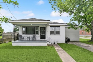 601 Mehle St, Arabi, LA 70032