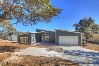 307 Lorne Rd, Canyon Lake, TX 78133