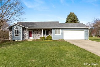 9695 Shaw Creek Ct NE, Rockford, MI 49341