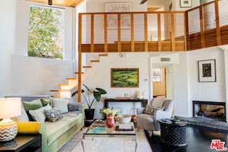 1 Colina Dr, Topanga, CA 90290