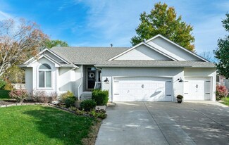 336 Clubhouse Cir, Andover, KS 67002