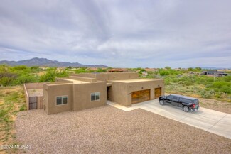 3420 E Shade Rock Place, Vail, AZ 85641