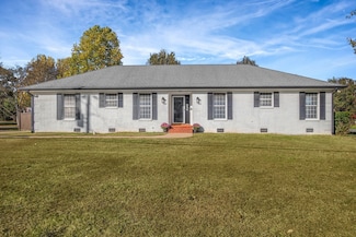 1701 Orchard Dr, Lebanon, TN 37087