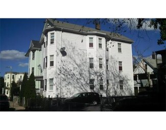 17 Inwood St, Dorchester, MA 02125
