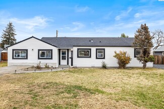 2302 W 7th Ave, Kennewick, WA 99336