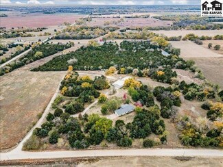 81 Arrowhead Rd, Inman, KS 67546
