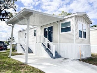 33 Heron Dr, Ellenton, FL 34222