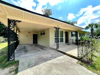 35 Nottingham Way, Pensacola, FL 32506