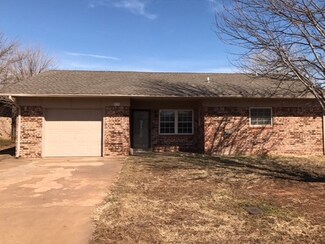 618 Lisa Ln, Waukomis, OK 73773