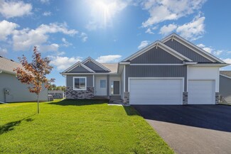 22880 Silverod St NW, Saint Francis, MN 55070