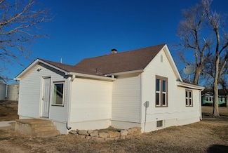 132 S Grand Rd, Assaria, KS 67416