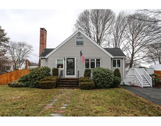 24 Sterling St, Lynn, MA 01905