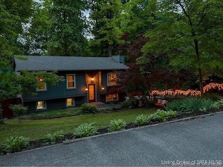 4119 Emma Lou Dr, Floyds Knobs, IN 47119