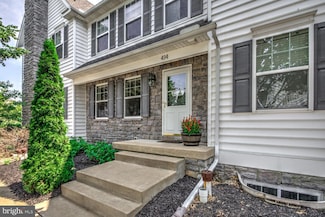 414 Shadetree Blvd, Marietta, PA 17547