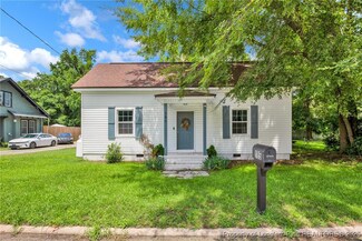 185 N Fayetteville St, Parkton, NC 28371