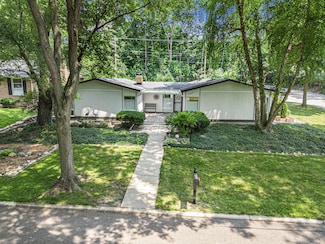 1402 Bardstown Trail, Ann Arbor, MI 48105