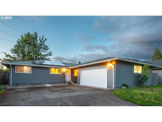 158 Alturas Dr, Kelso, WA 98626
