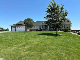 1738 Ryan Dr, Creston, IA 50801