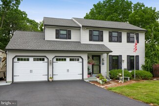 336 Woodcrest Dr, Lancaster, PA 17602