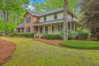 104 Huckleberry Ln, Summerville, SC 29485