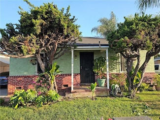 710 W Cherry St, Compton, CA 90222