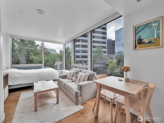1808 Minor Ave Unit 501, Seattle, WA 98101