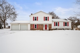 165 Heather Ln, Farmington, NY 14425