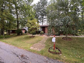 103 Crestview Dr, Johnstown, PA 15904
