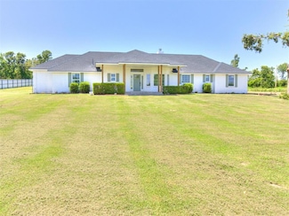 4217 Maxine Dr, Choctaw, OK 73020